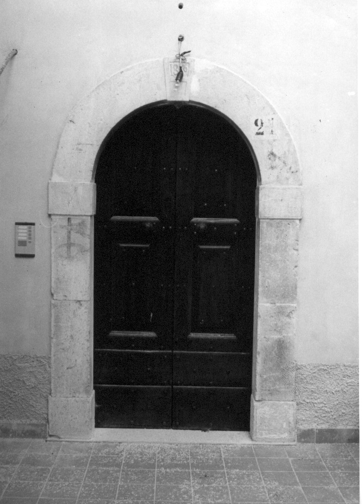 portale, elemento d'insieme - ambito abruzzese (sec. XIX)