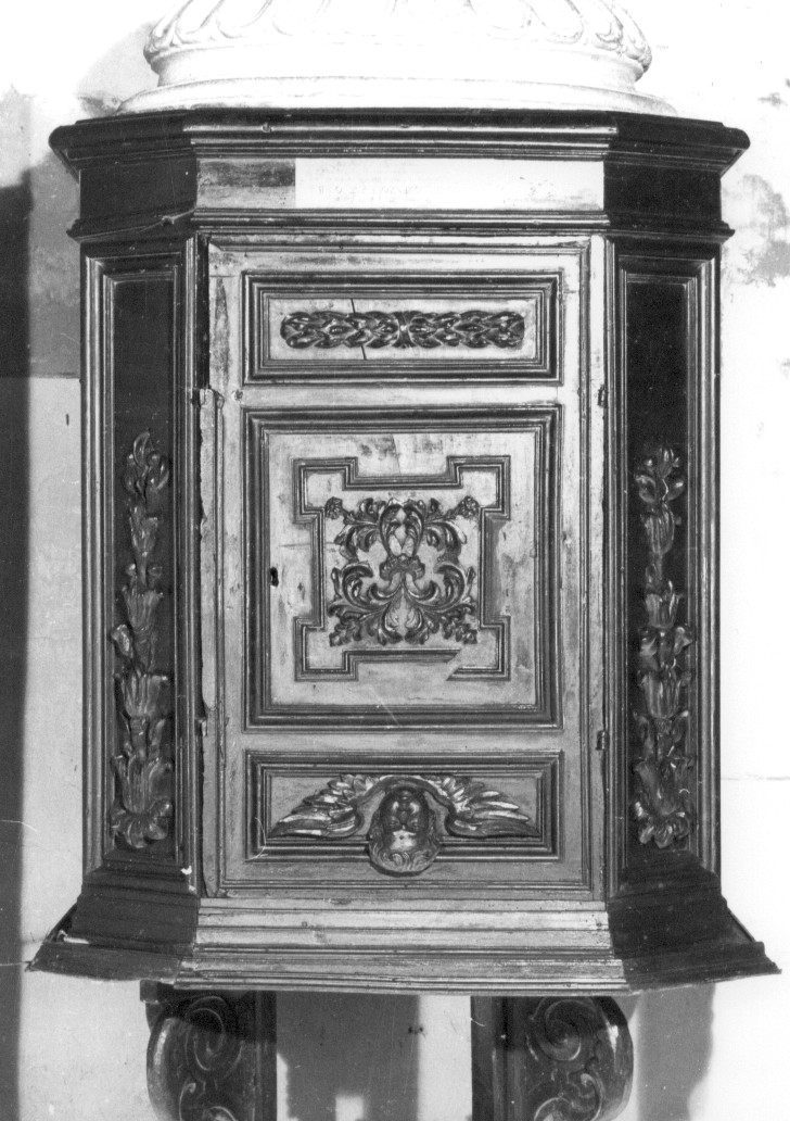 fonte battesimale, insieme - ambito abruzzese (secc. XVI/ XVII)