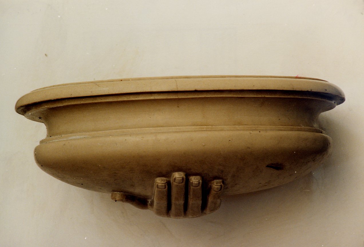 acquasantiera da parete, serie - ambito abruzzese (sec. XIX)