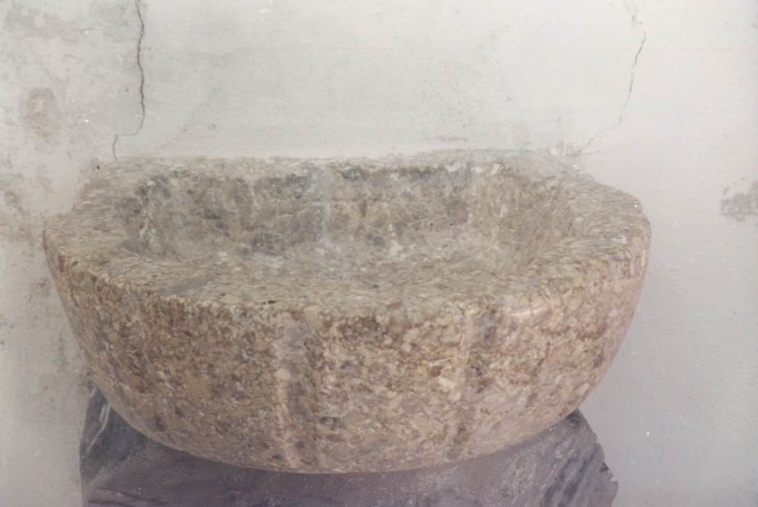 acquasantiera da parete - ambito abruzzese (inizio sec. XIX)