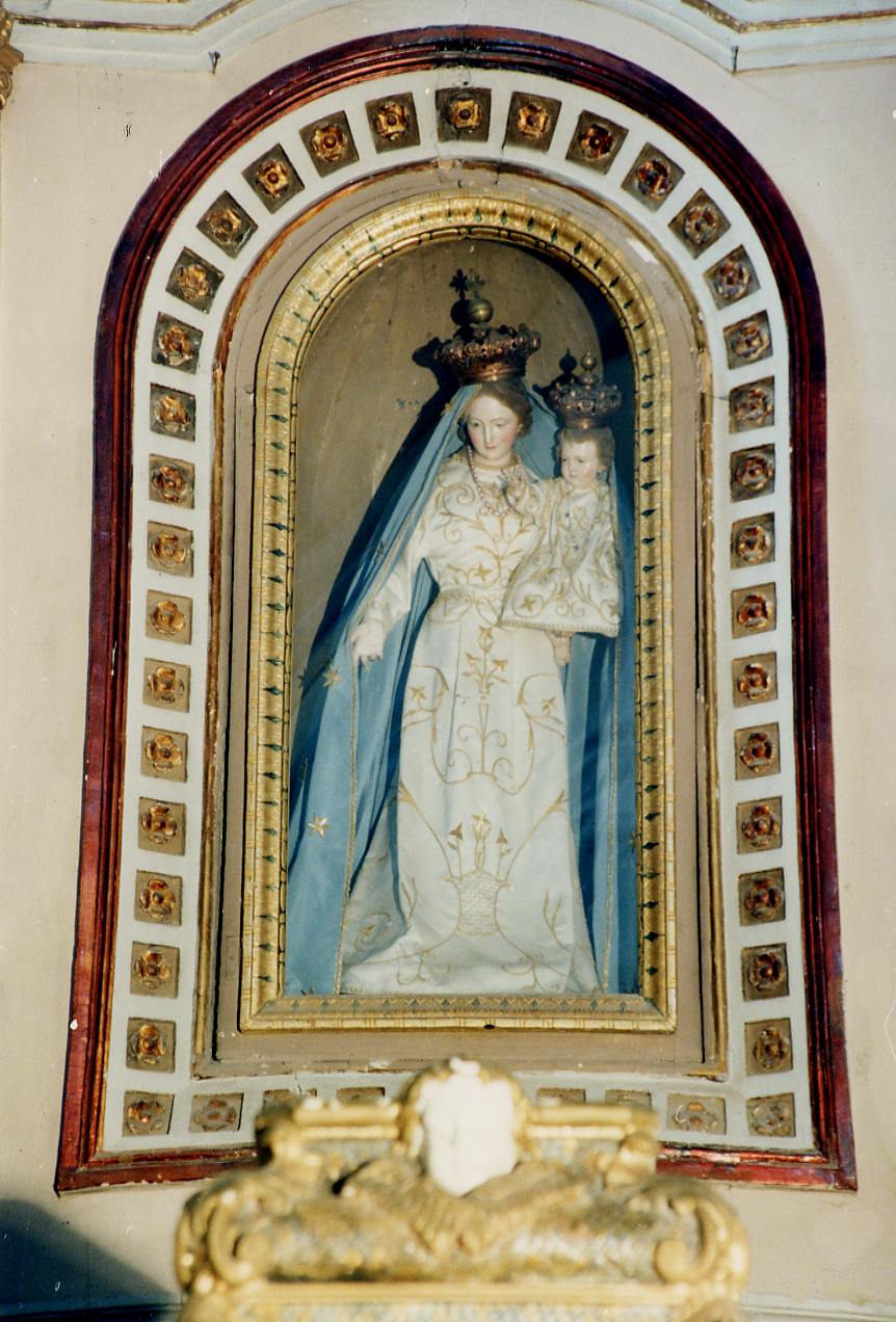 Madonna con personaggi che implorano il suo aiuto (manichino) - ambito abruzzese (fine sec. XVIII)