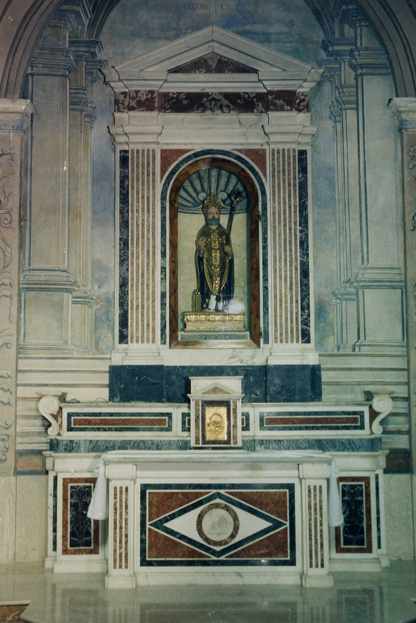 altare, insieme - ambito abruzzese (sec. XX)