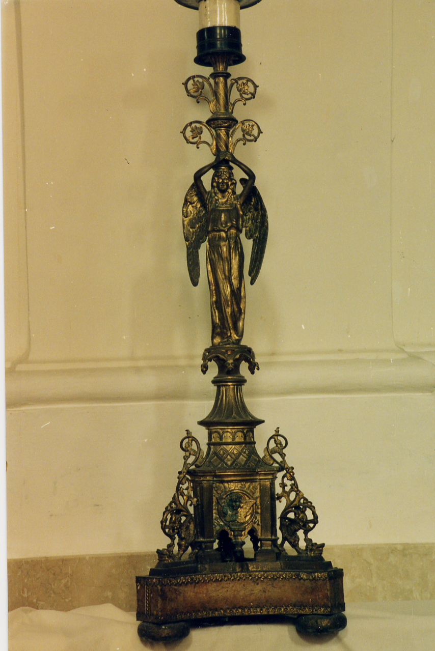 candelabro - ambito abruzzese (primo quarto sec. XX)