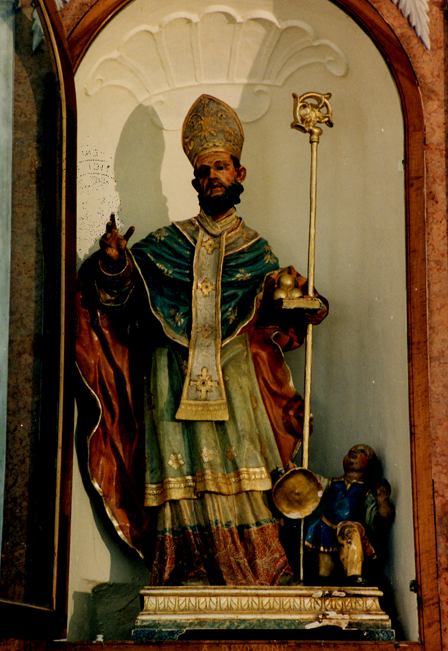 San Nicola di Bari ed orante (gruppo scultoreo) di Di Zinno Paolo Saverio (seconda metà sec. XVIII)