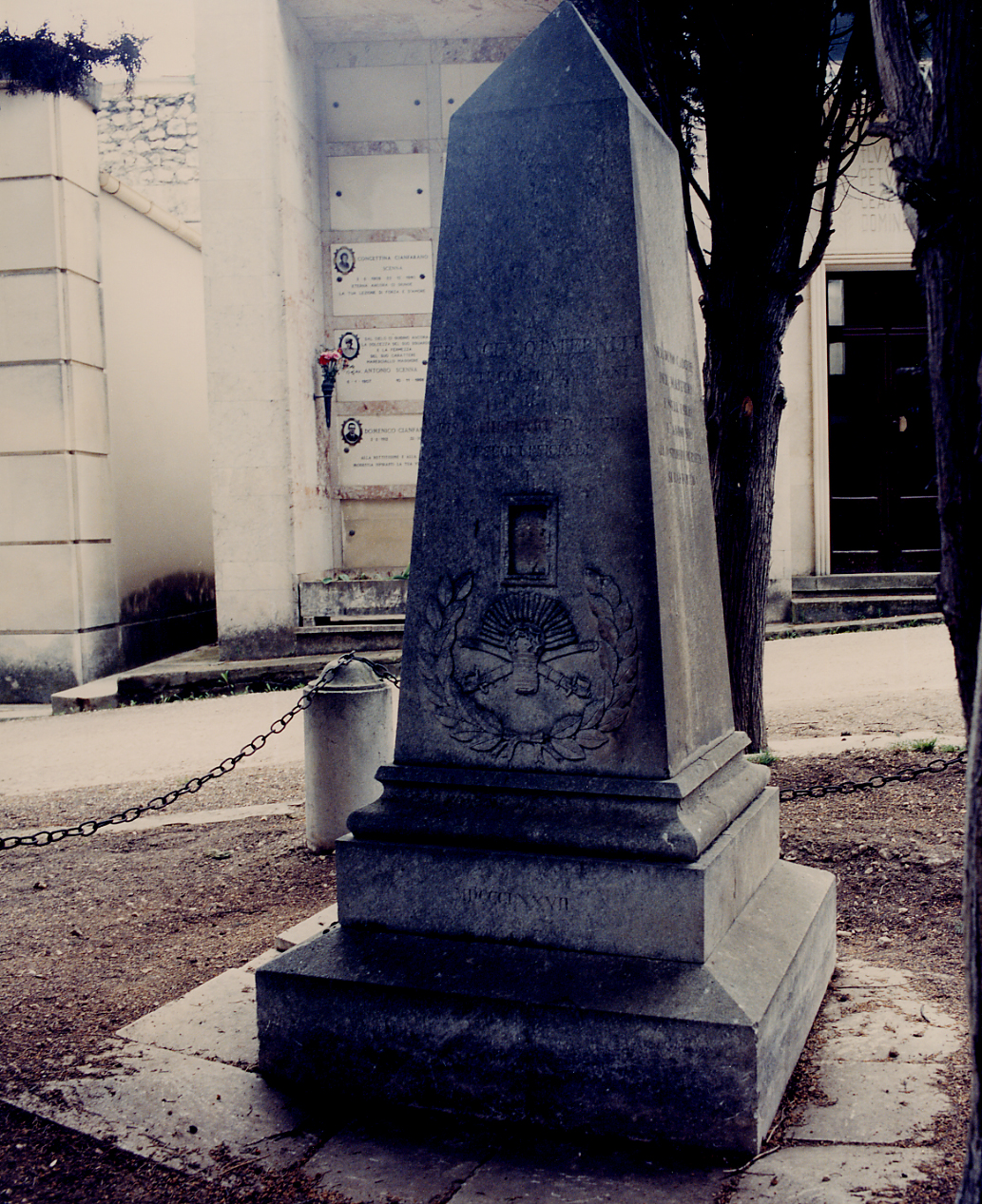 monumento funebre - ambito abruzzese (sec. XIX)