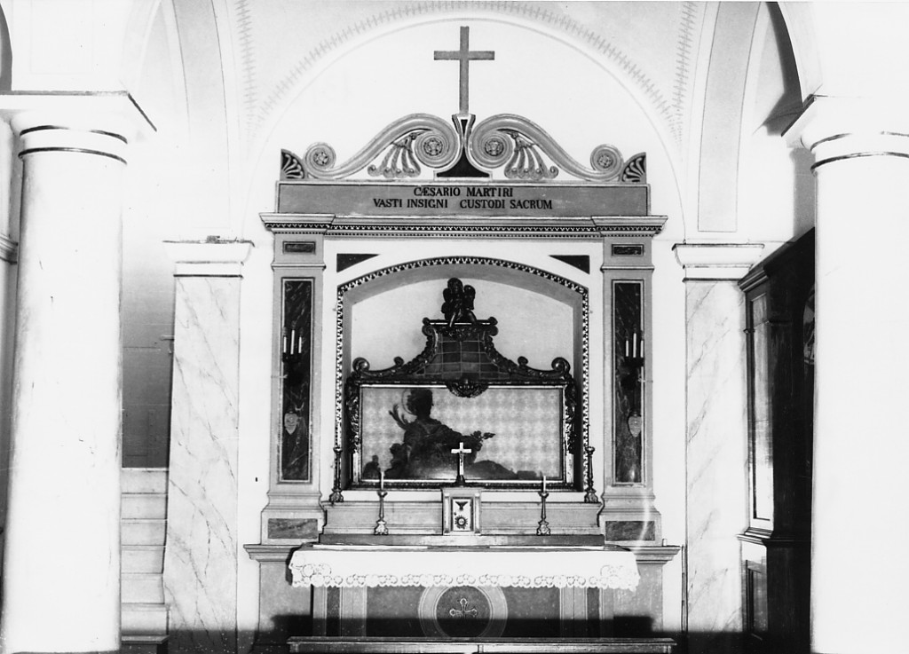 altare - ambito Italia centrale (sec. XX)