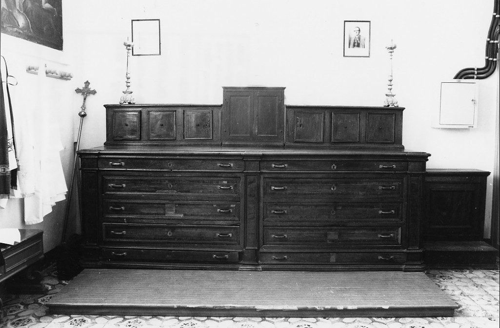 credenza - ambito Italia centrale (sec. I)
