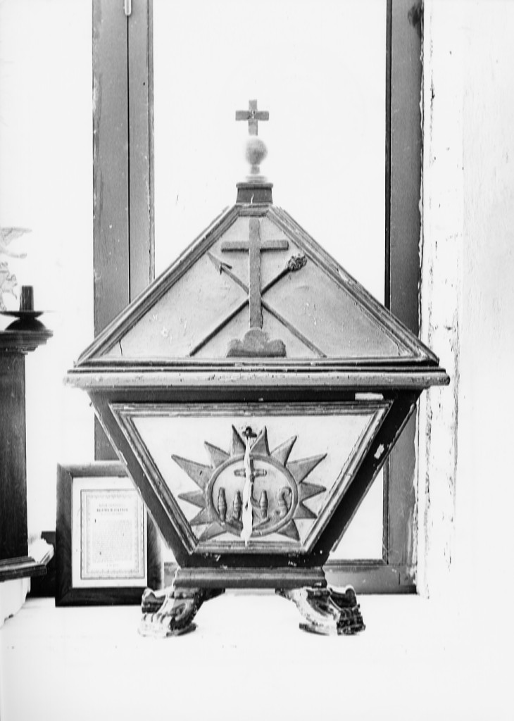 Monogramma di Cristo, ostia raggiata, croce, lance incrociate con spugna (tabernacolo) - ambito abruzzese (sec. XIX)