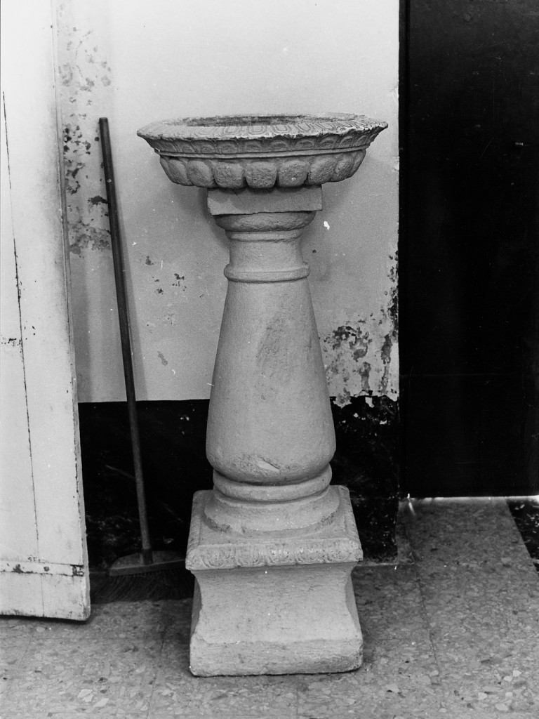 acquasantiera - ambito Italia centrale (sec. XIX)