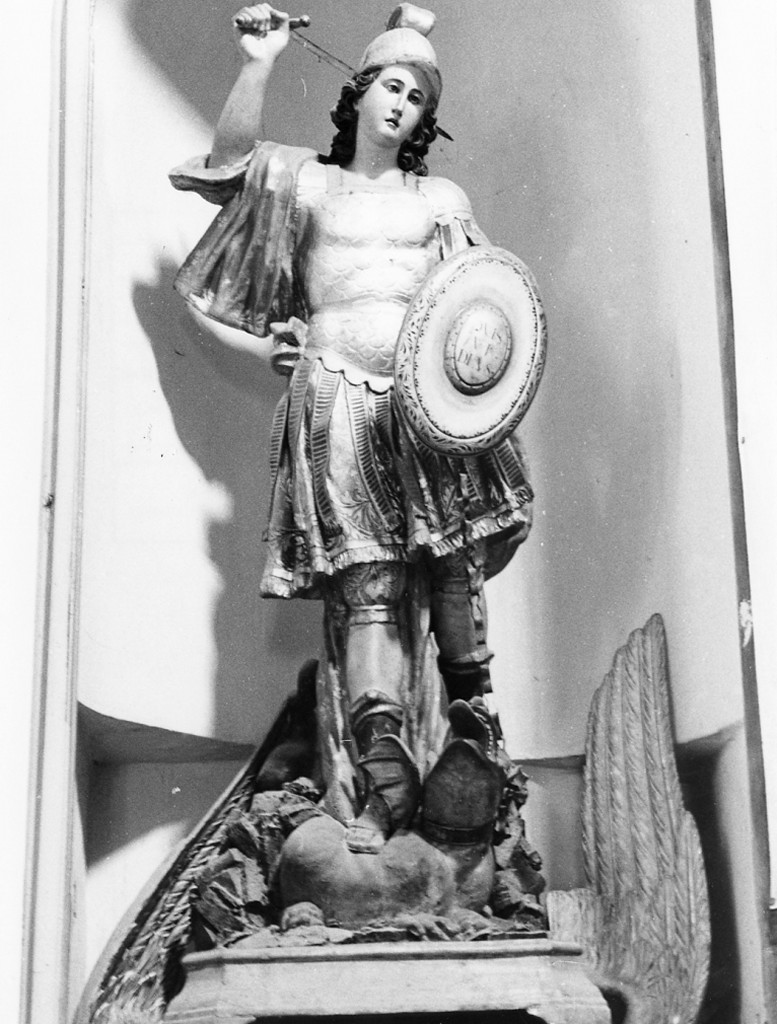 S. Michele Arcangelo combatte contro il drago (statua) - ambito Italia centrale (sec. XIX)