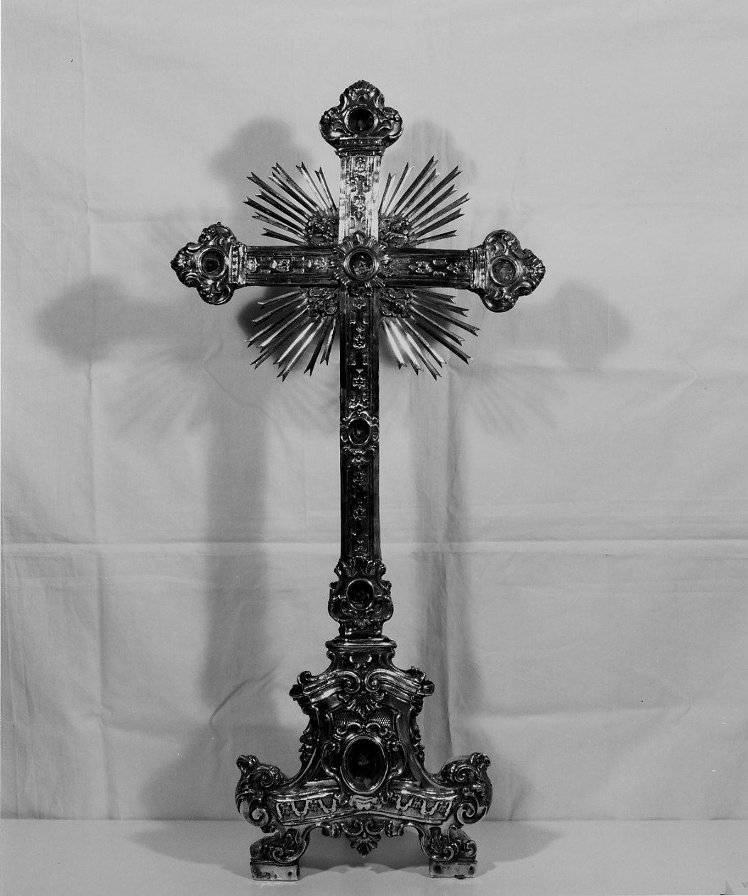 reliquiario - a croce - ambito napoletano (sec. XVIII)
