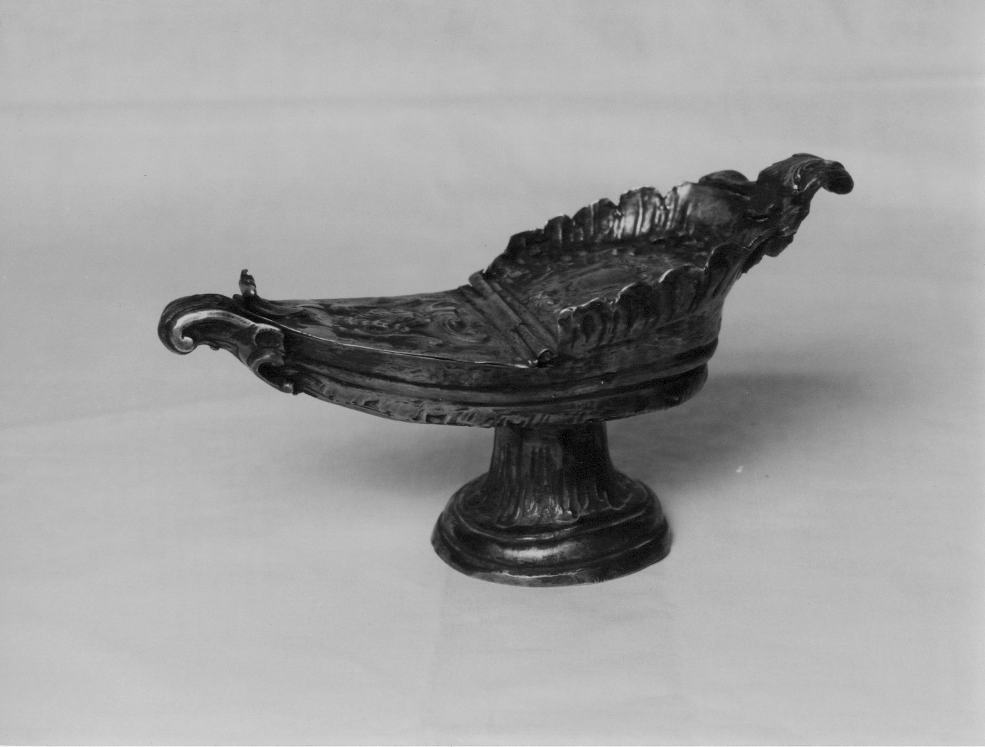 navicella portaincenso - bottega abruzzese (seconda metà sec. XVIII)