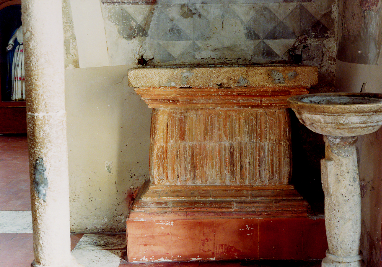 fonte battesimale - ambito abruzzese (seconda metà sec. XVI)