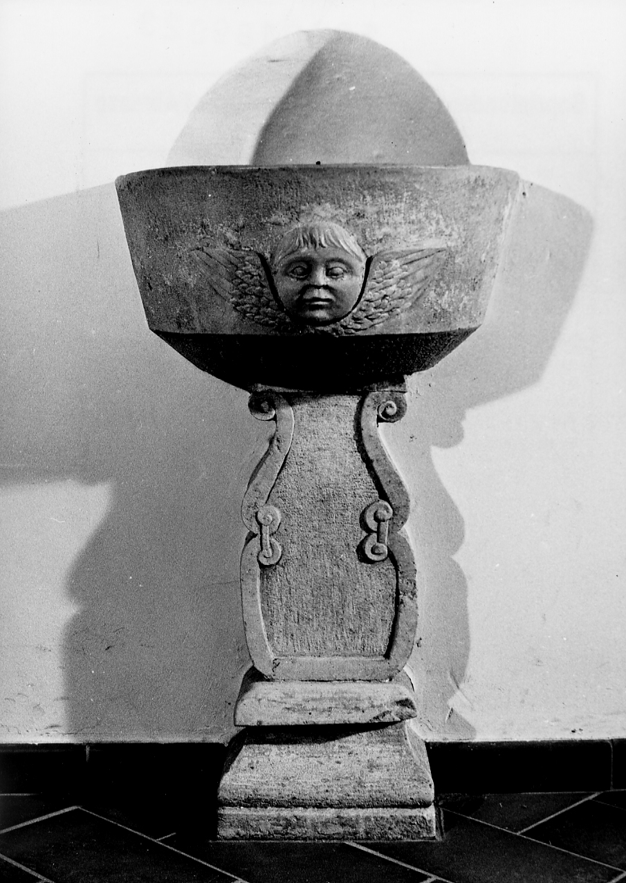 acquasantiera - ambito abruzzese (prima metà sec. XVII)