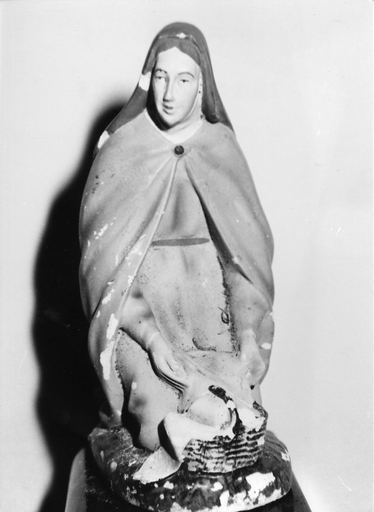 Donna con paniere (statuetta di presepio) - ambito Italia centrale (primo quarto sec. XX)