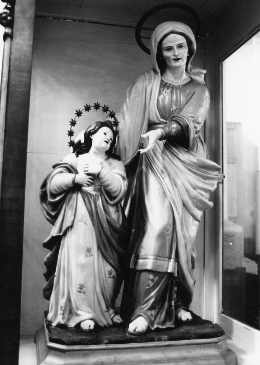 MARIA VERGINE BAMBINA CON SANT'ANNA (gruppo scultoreo, opera isolata) - ambito abruzzese (sec. XIX)