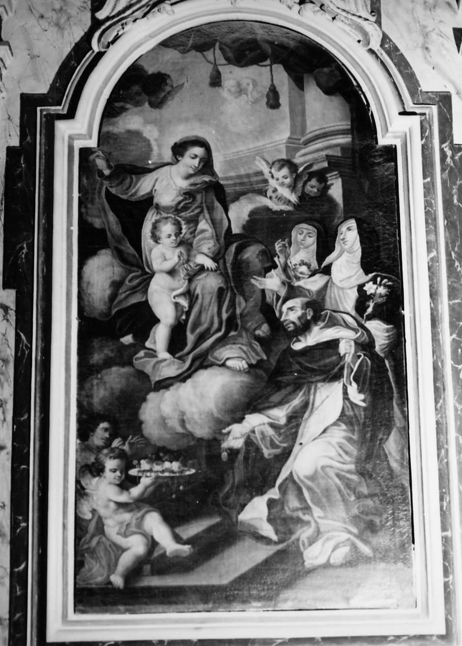MADONNA DEL ROSARIO CON SAN DOMENICO, SANTA CATERINA DA SIENA E MISTERI DEL ROSARIO (dipinto, opera isolata) - bottega napoletana (sec. XVIII)