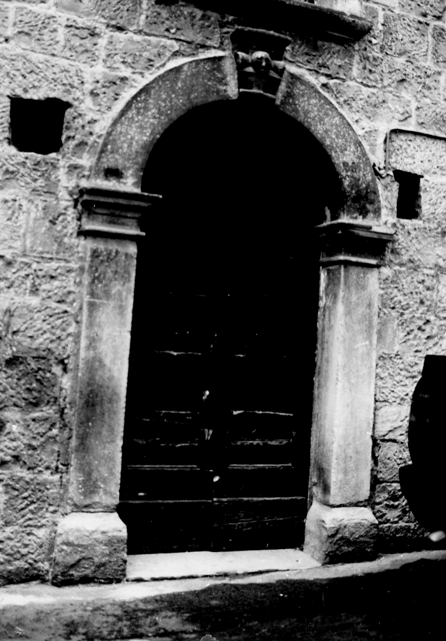 portale, opera isolata - ambito abruzzese (sec. XIX)