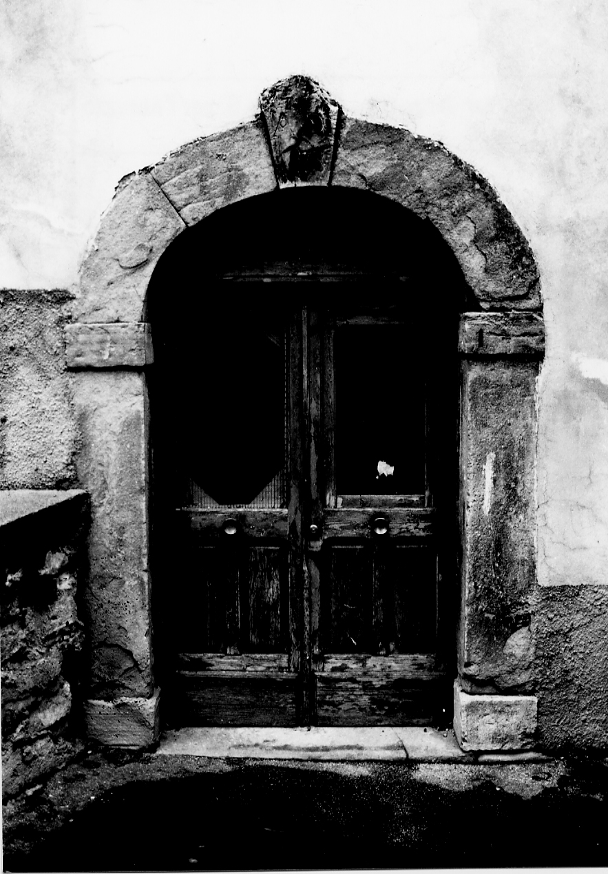 portale, opera isolata - ambito abruzzese (sec. XIX)
