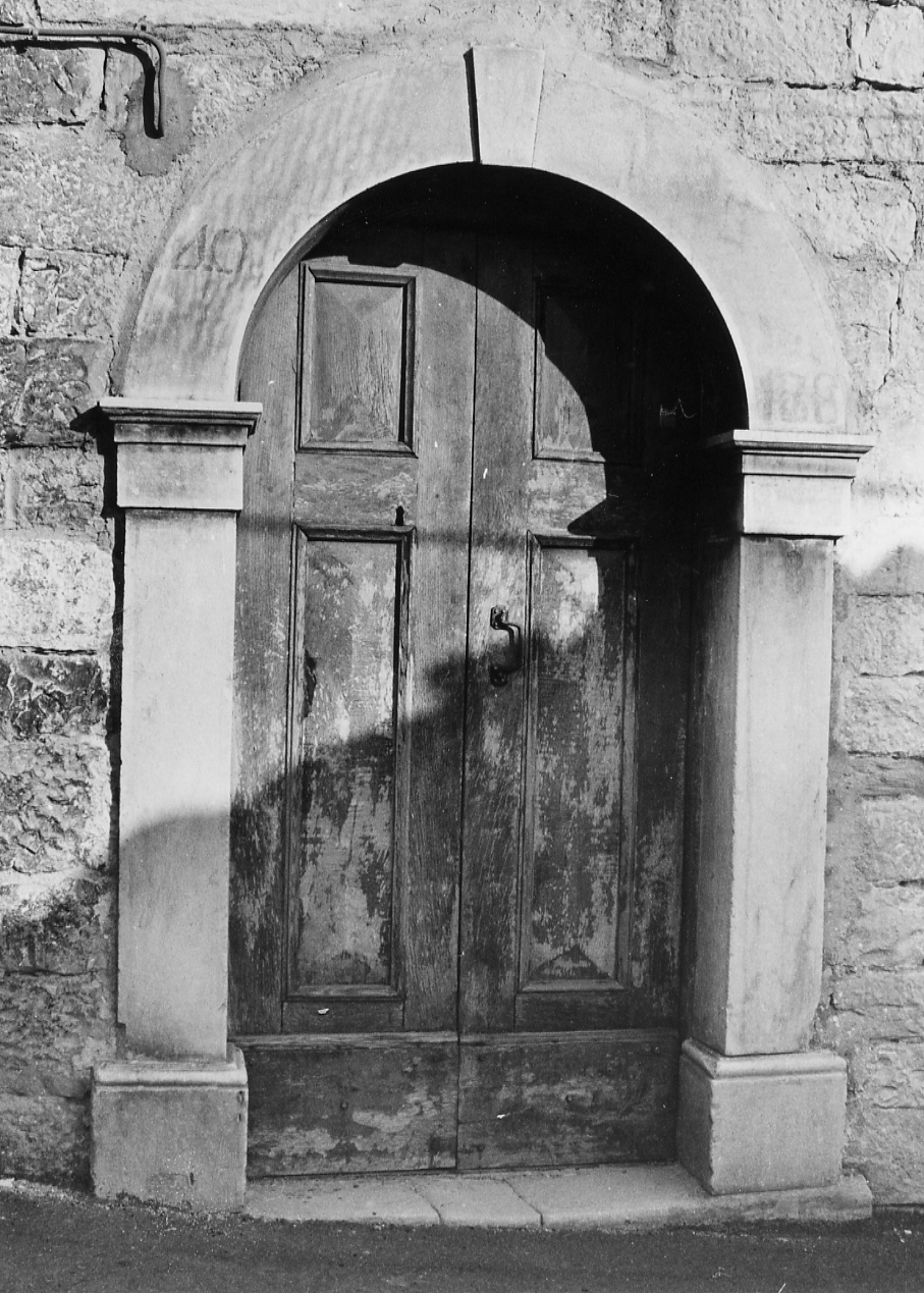 portale, elemento d'insieme - bottega abruzzese (fine/inizio secc. XIX/ XX)