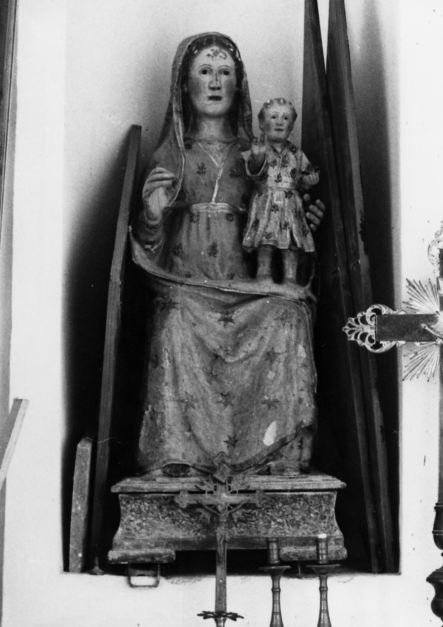 MADONNA CON BAMBINO (statua, opera isolata) - ambito abruzzese (sec. XV)