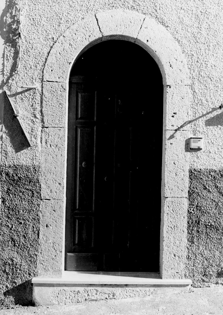 portale, elemento d'insieme - bottega abruzzese (sec. XX)