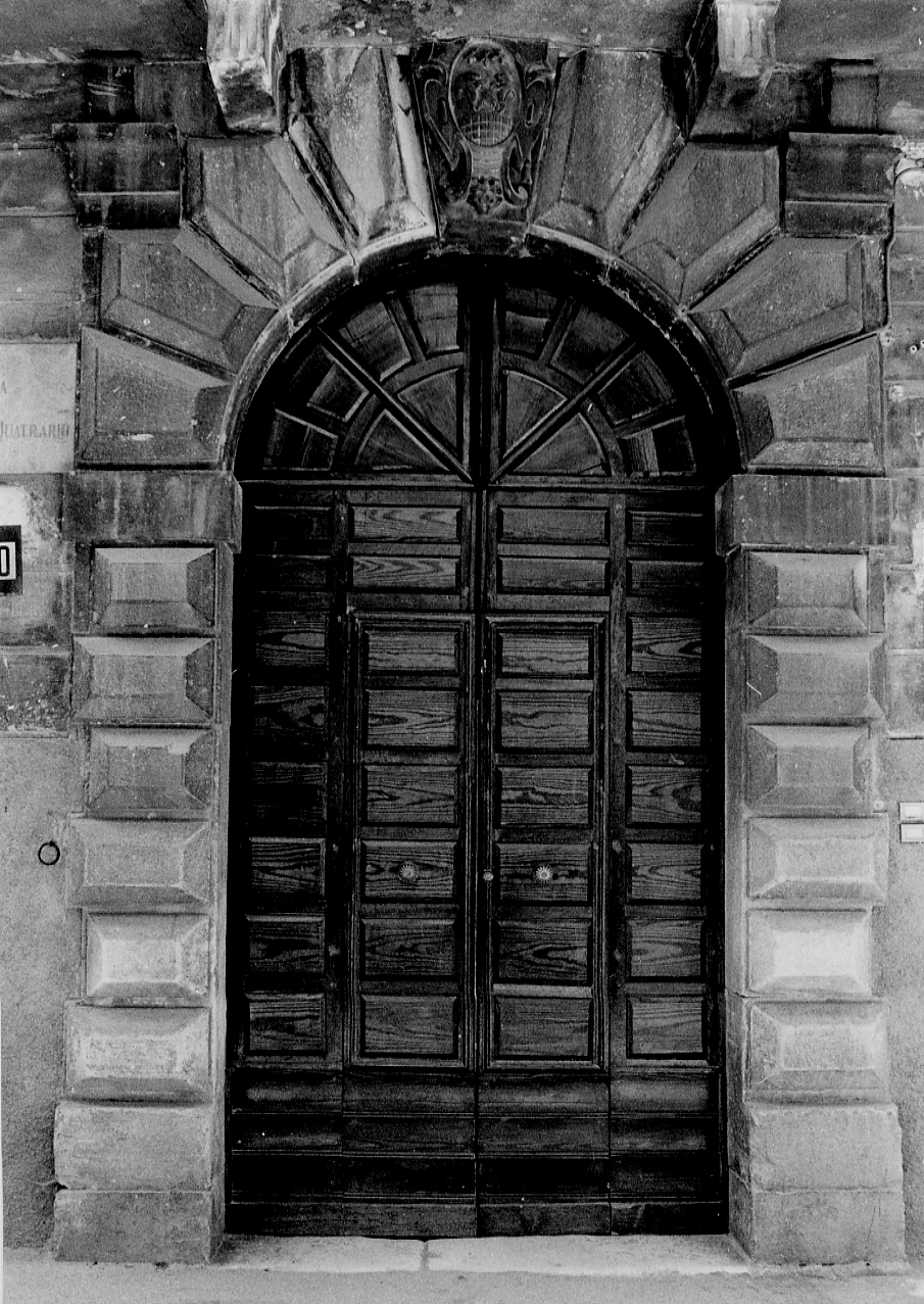 portale, opera isolata - ambito abruzzese (fine/inizio secc. XVII/ XVIII)