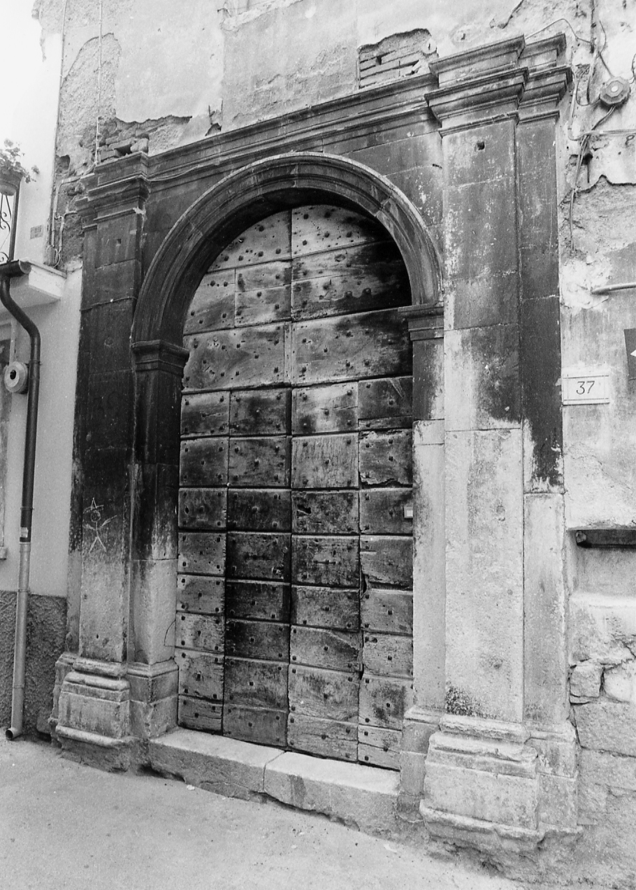 portale, opera isolata - ambito abruzzese (fine sec. XVII)