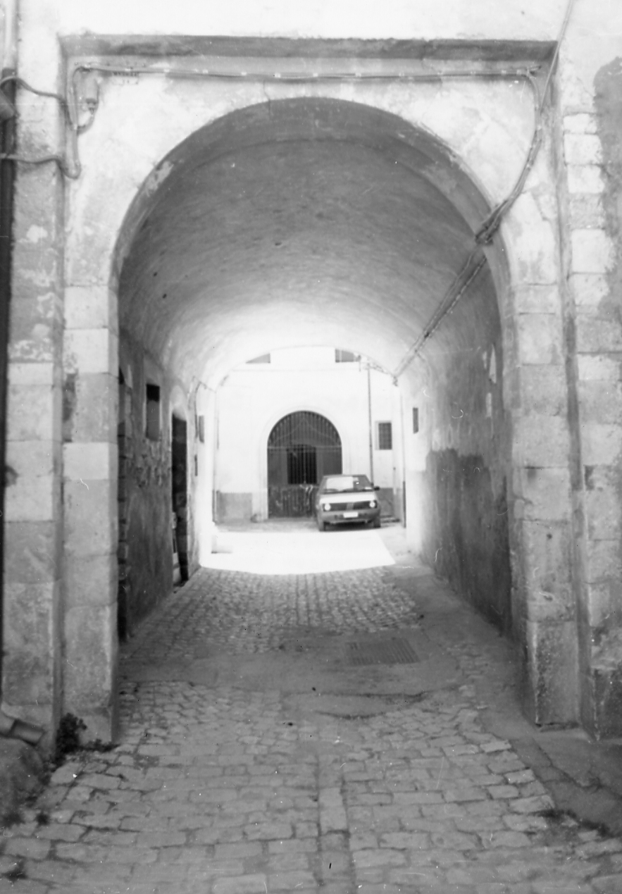 portale, opera isolata - bottega abruzzese (sec. XIX)