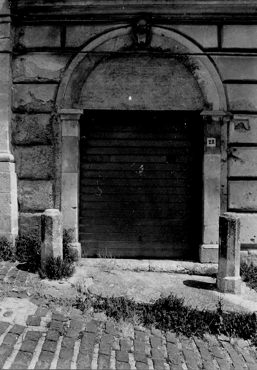 portale, opera isolata - bottega abruzzese (sec. XIX)