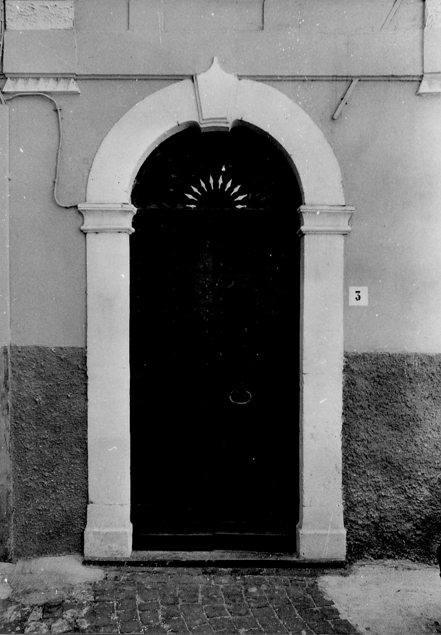 portale, opera isolata - bottega abruzzese (sec. XIX)