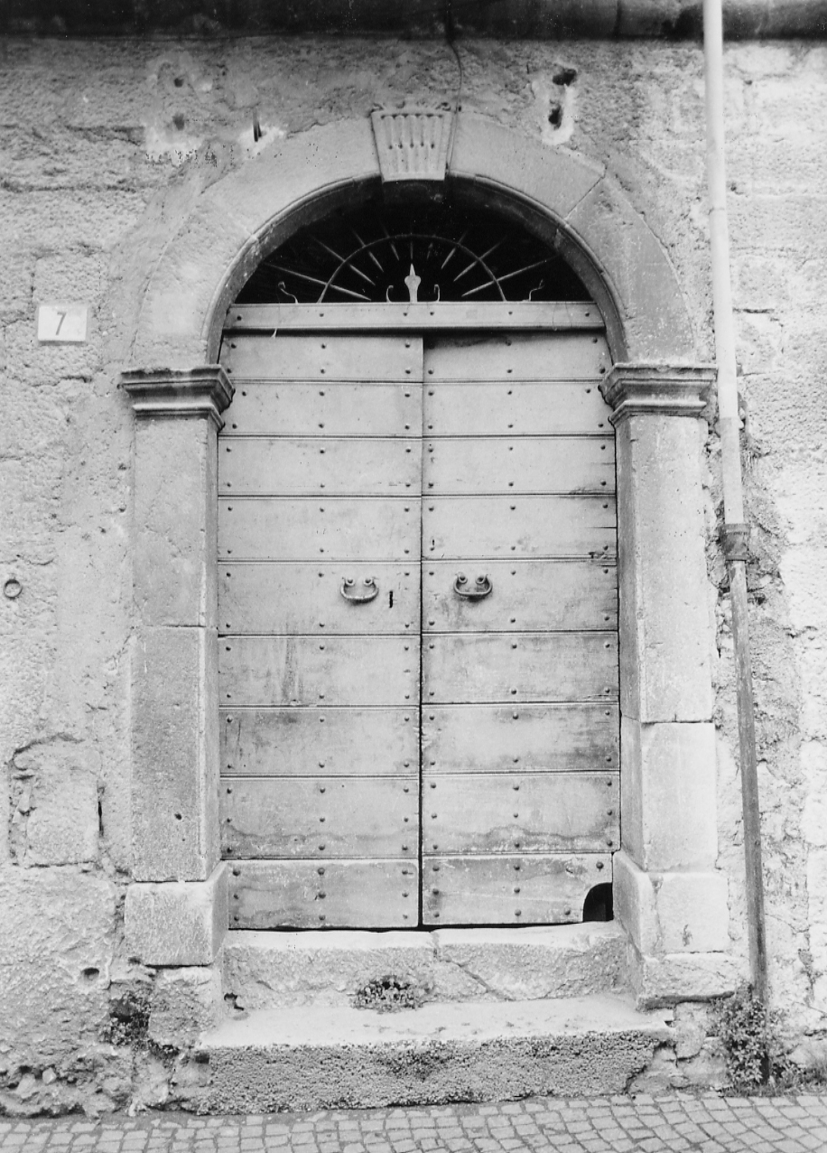 portale, opera isolata - bottega abruzzese (sec. XIX)