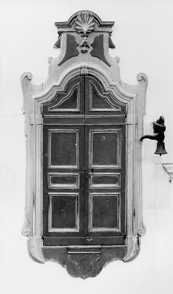 armadio - a muro - bottega abruzzese (fine/inizio secc. XVII/ XVIII)