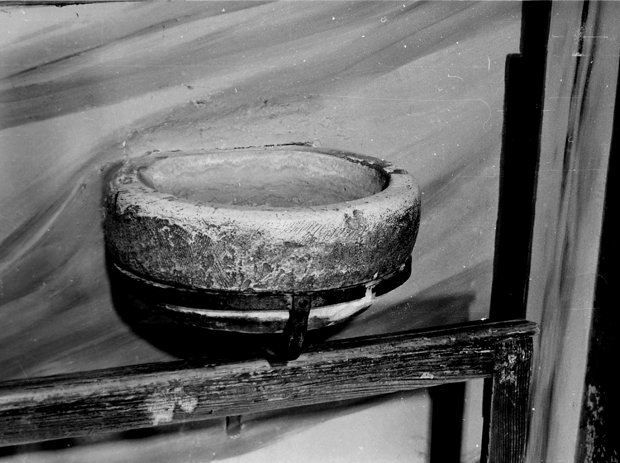 acquasantiera - bottega abruzzese (sec. XIX)