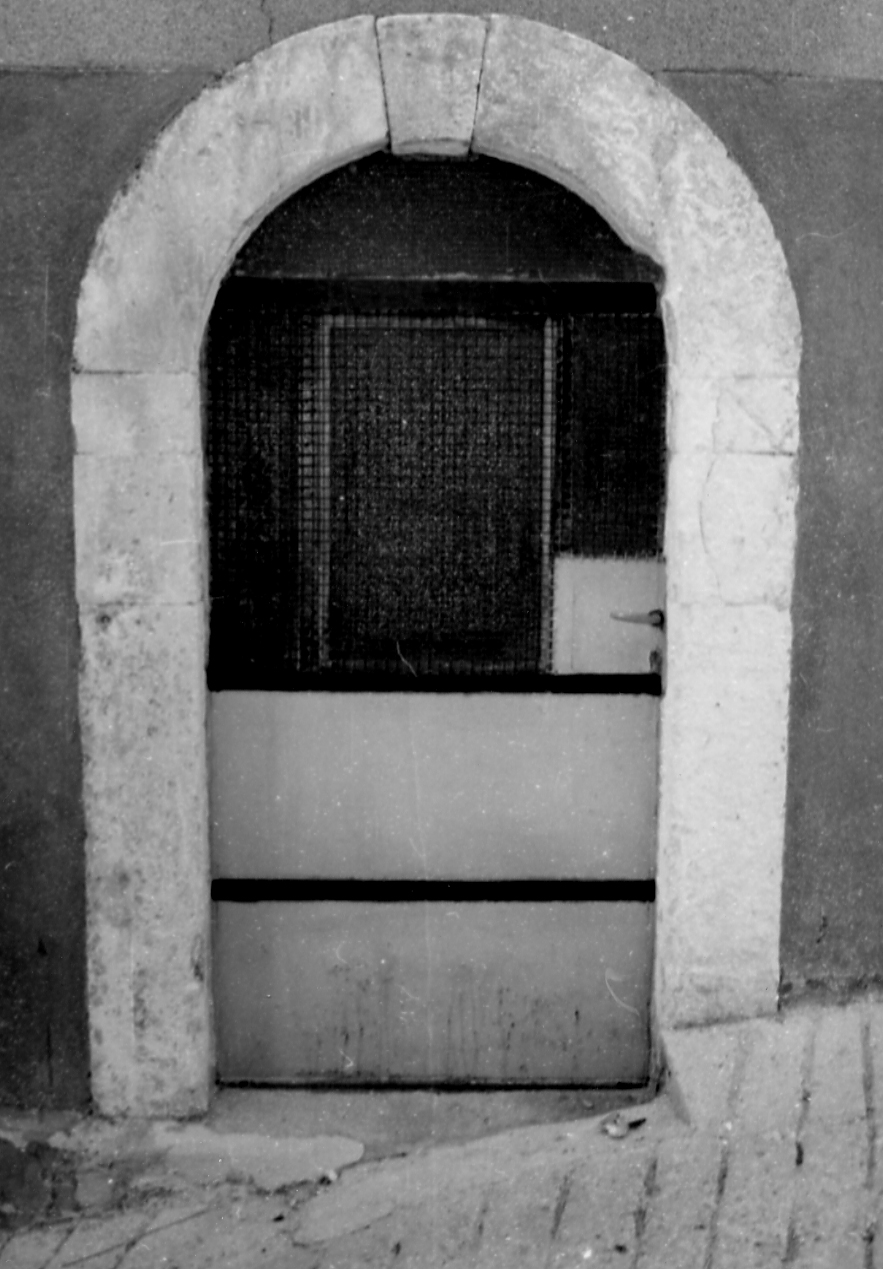 portale - bottega abruzzese (sec. XIX)