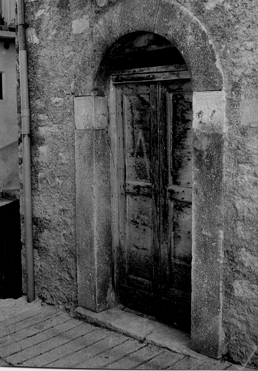 portale - bottega abruzzese (sec. XVIII)