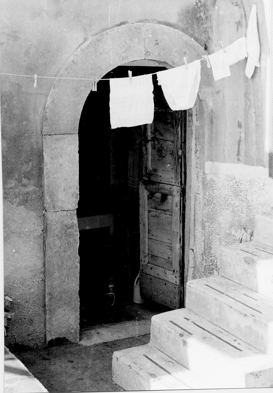 portale - bottega abruzzese (sec. XIX)