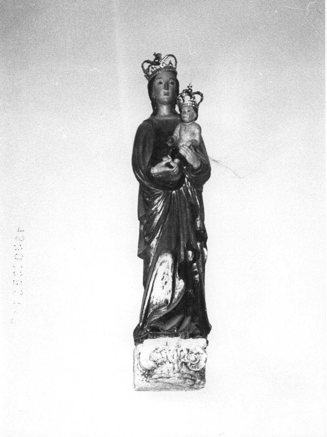 MADONNA CON BAMBINO (statua) - ambito abruzzese (prima metà sec. XV)