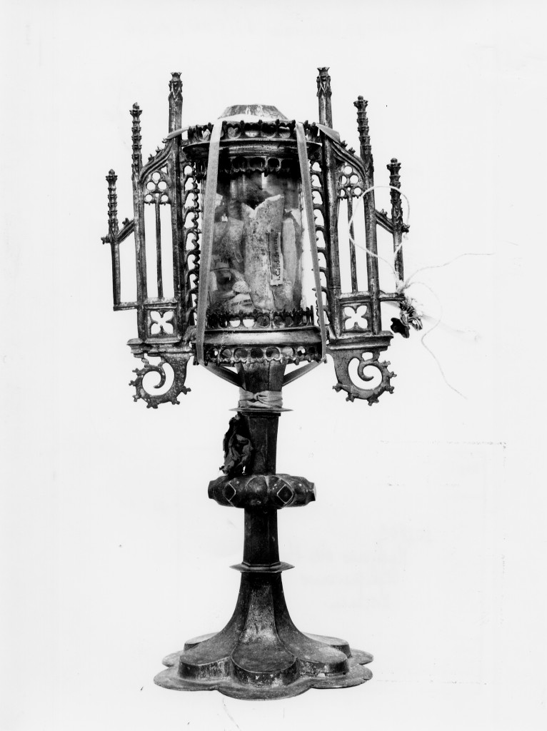 reliquiario a pisside - ambito aquilano (seconda metà sec. XVI)