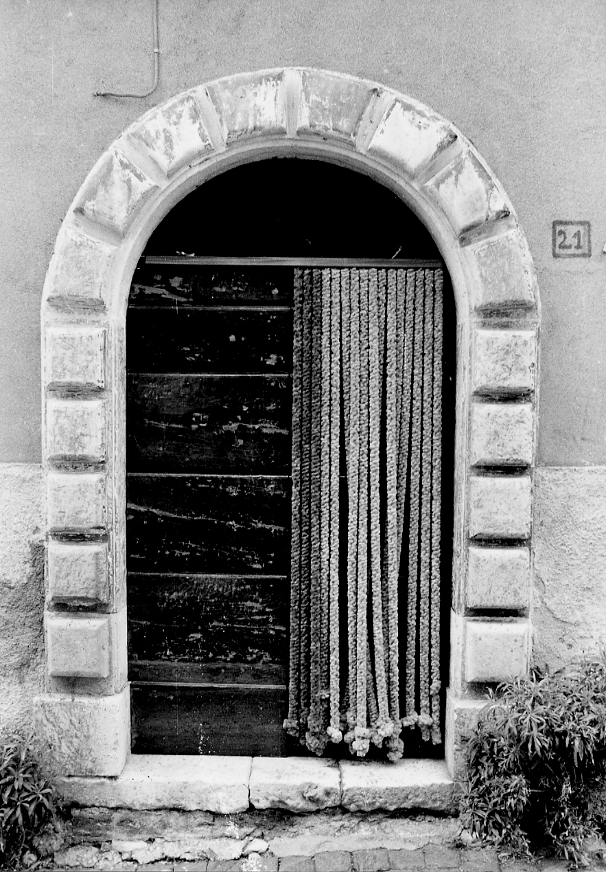 portale, opera isolata - ambito abruzzese (sec. XIX)