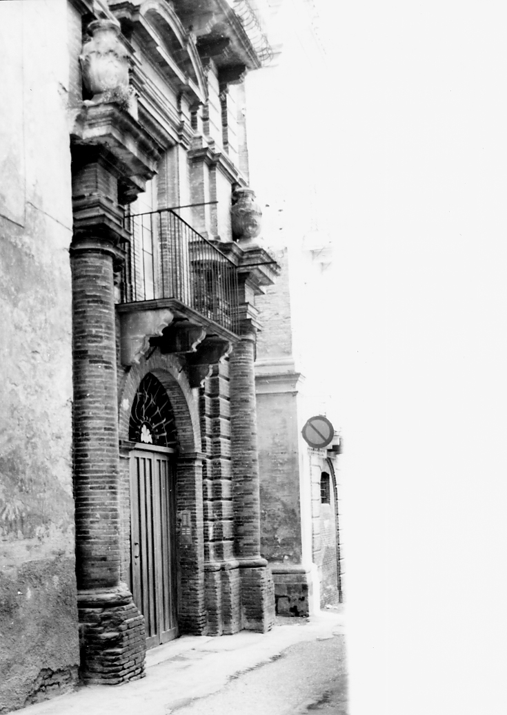 ELEMENTI DECORATIVI ARCHITETTONICI (portale, elemento d'insieme) - ambito abruzzese (sec. I)