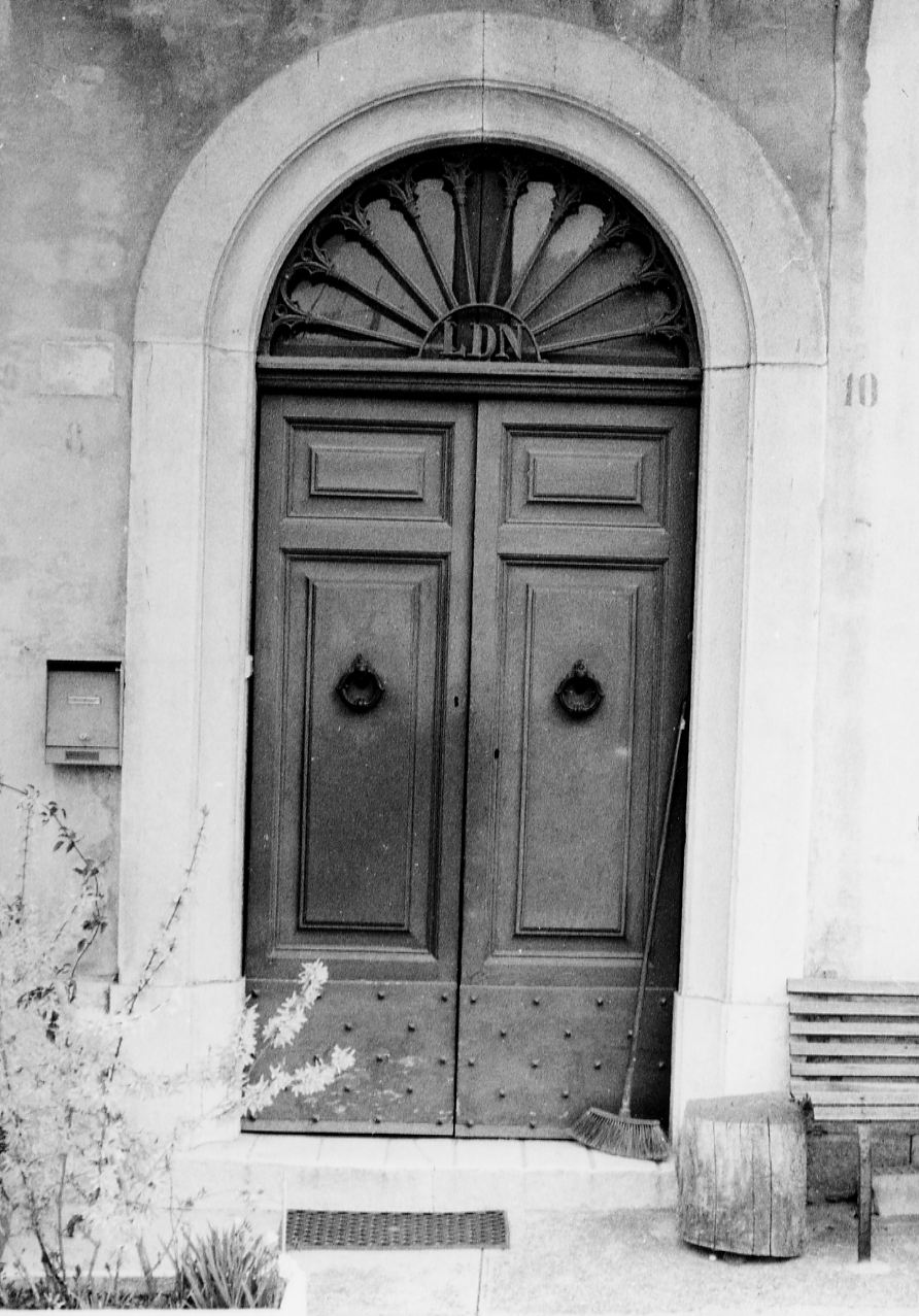 portale, elemento d'insieme - ambito abruzzese (sec. XX)