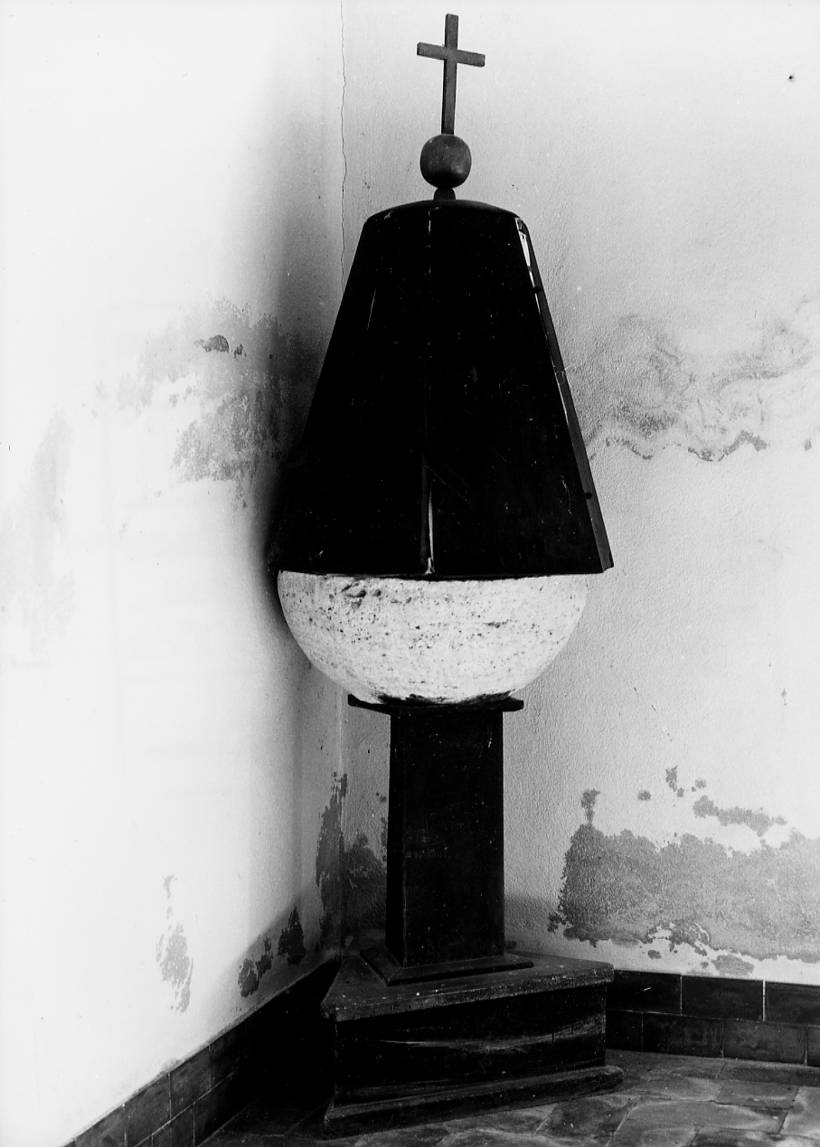 fonte battesimale, opera isolata - ambito abruzzese (sec. XVII)