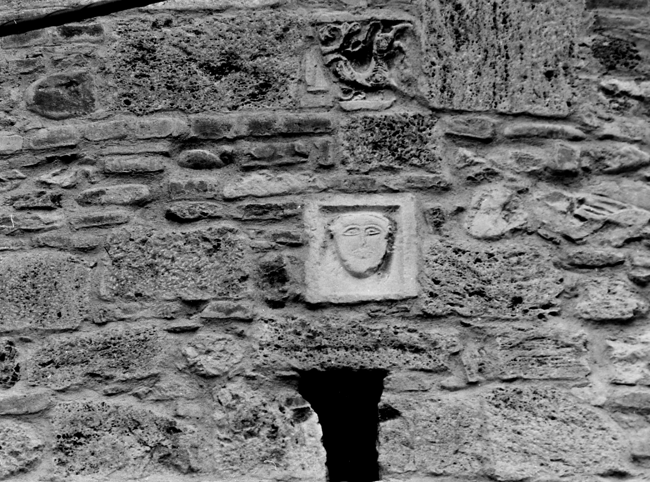 VOLTO UMANO (rilievo, opera isolata) - ambito Italia centrale (sec. I)