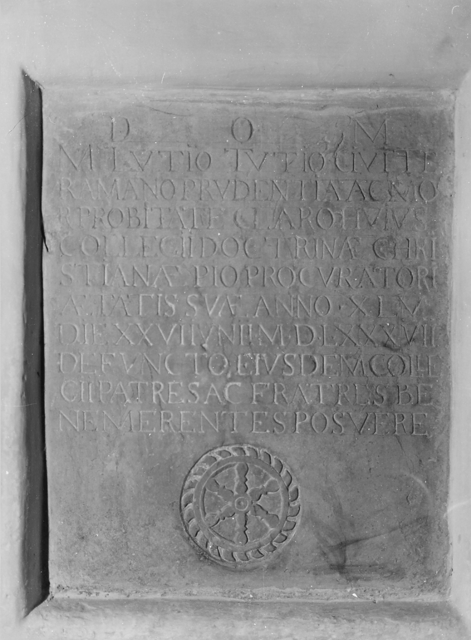 lapide documentaria - ambito abruzzese (sec. XVI)