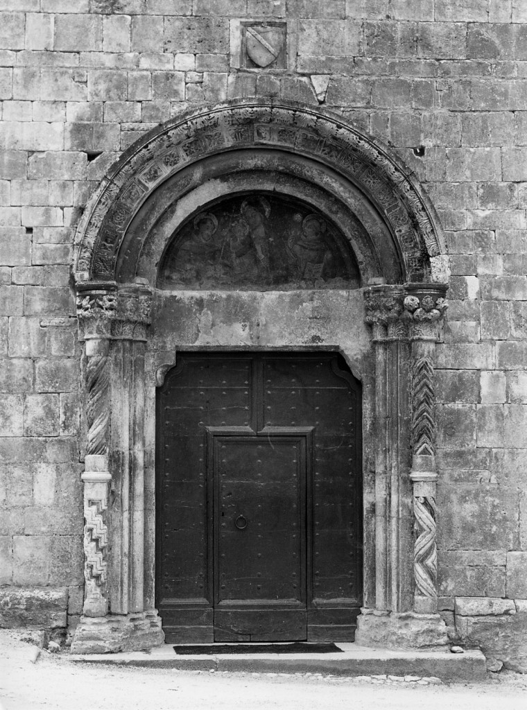 portale - ambito abruzzese (sec. XIV)