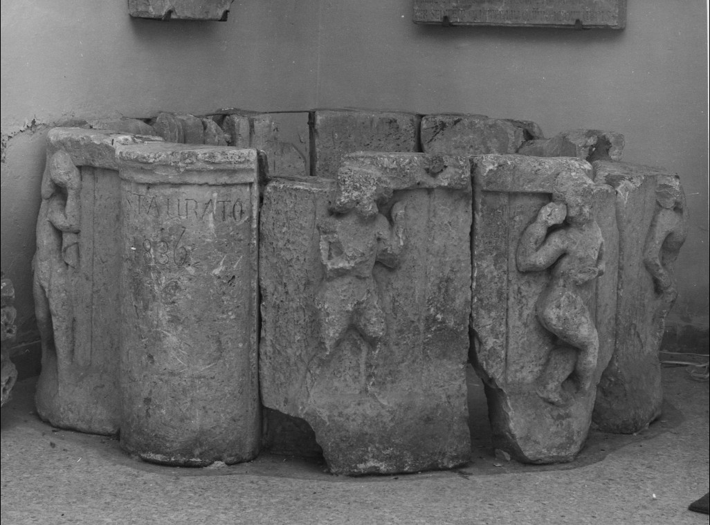 pozzo, frammento - ambito abruzzese (prima metà sec. XV)