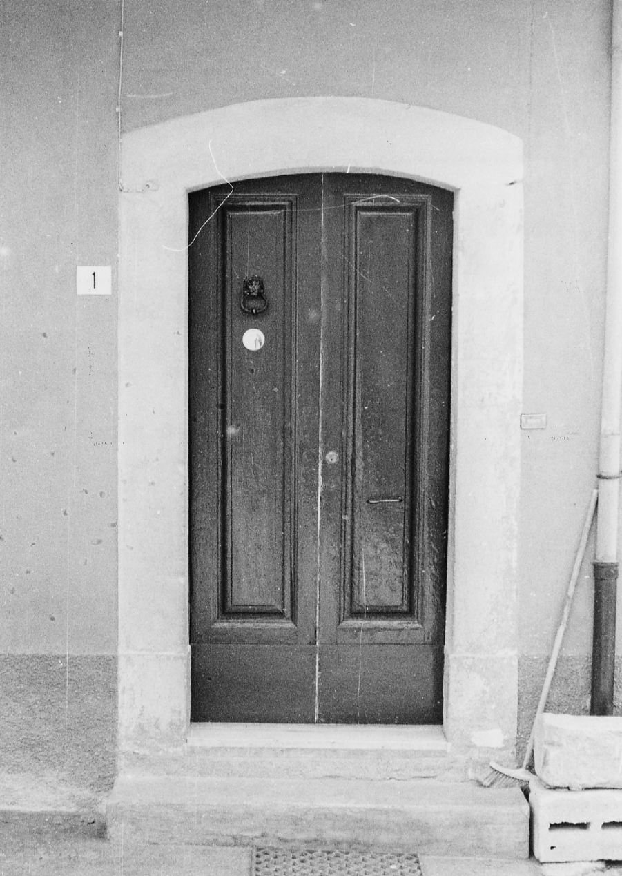 portale, elemento d'insieme - ambito abruzzese (sec. XX)