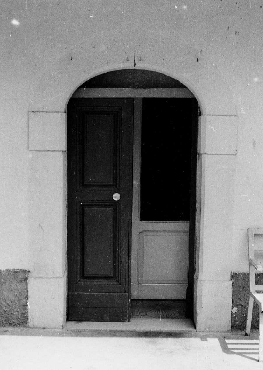 portale, elemento d'insieme - ambito abruzzese (sec. XX)