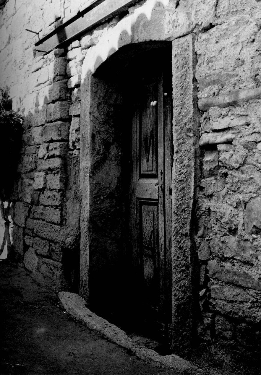 portale, elemento d'insieme - ambito abruzzese (sec. XX)